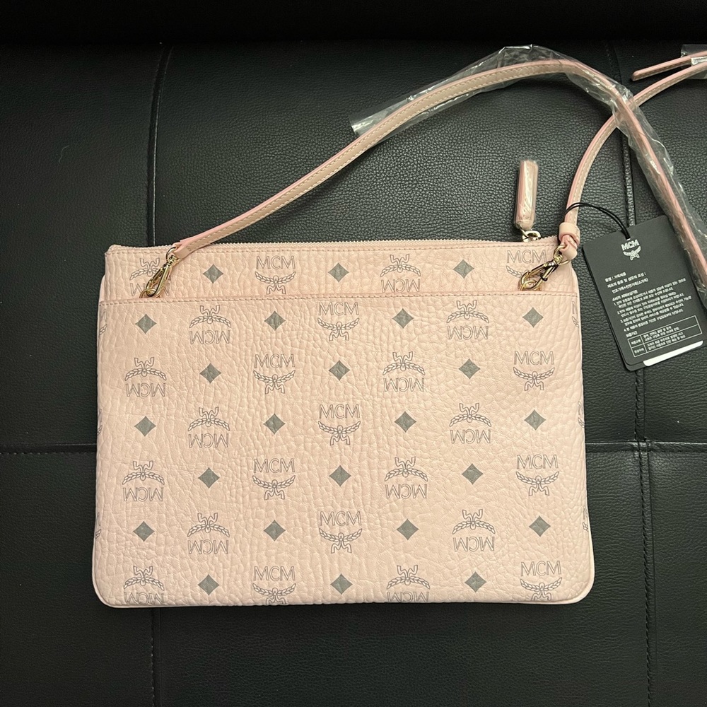 Authentic Mcm Aren Visetos Flat Leather Pouch